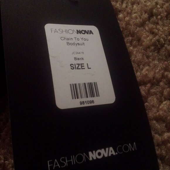 Fashion Nova chain to you bodysuit - Picture 9 of 9